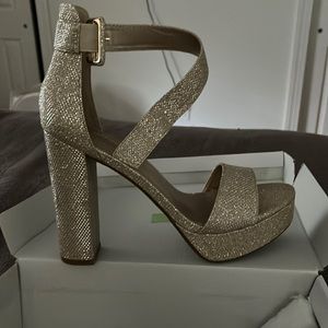 Gold Dream Paris Heels
